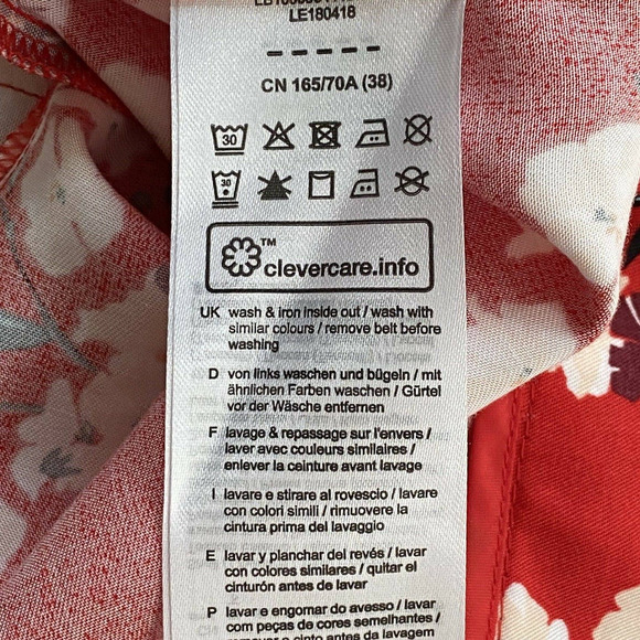 ESPRIT Floral Bermuda Shorts SZ 8 Red White 100% Lyocell NEW With Belt Pleated - Picture 7 of 9